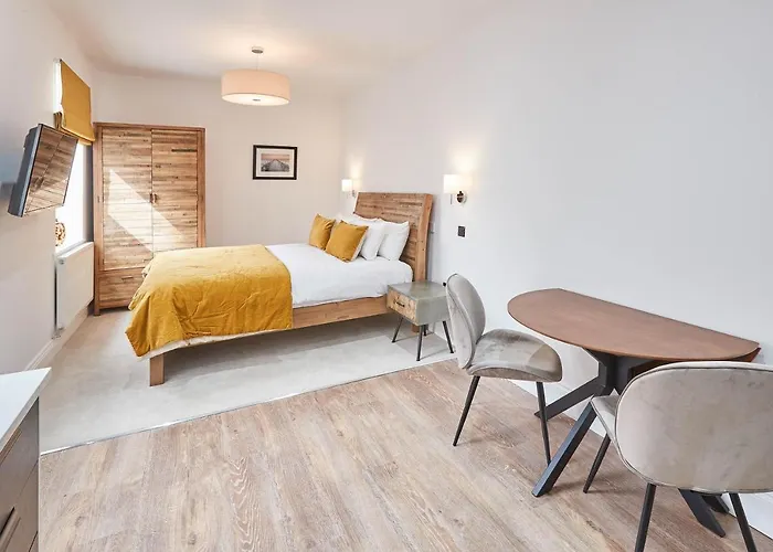 Host & Stay - Studio Pods