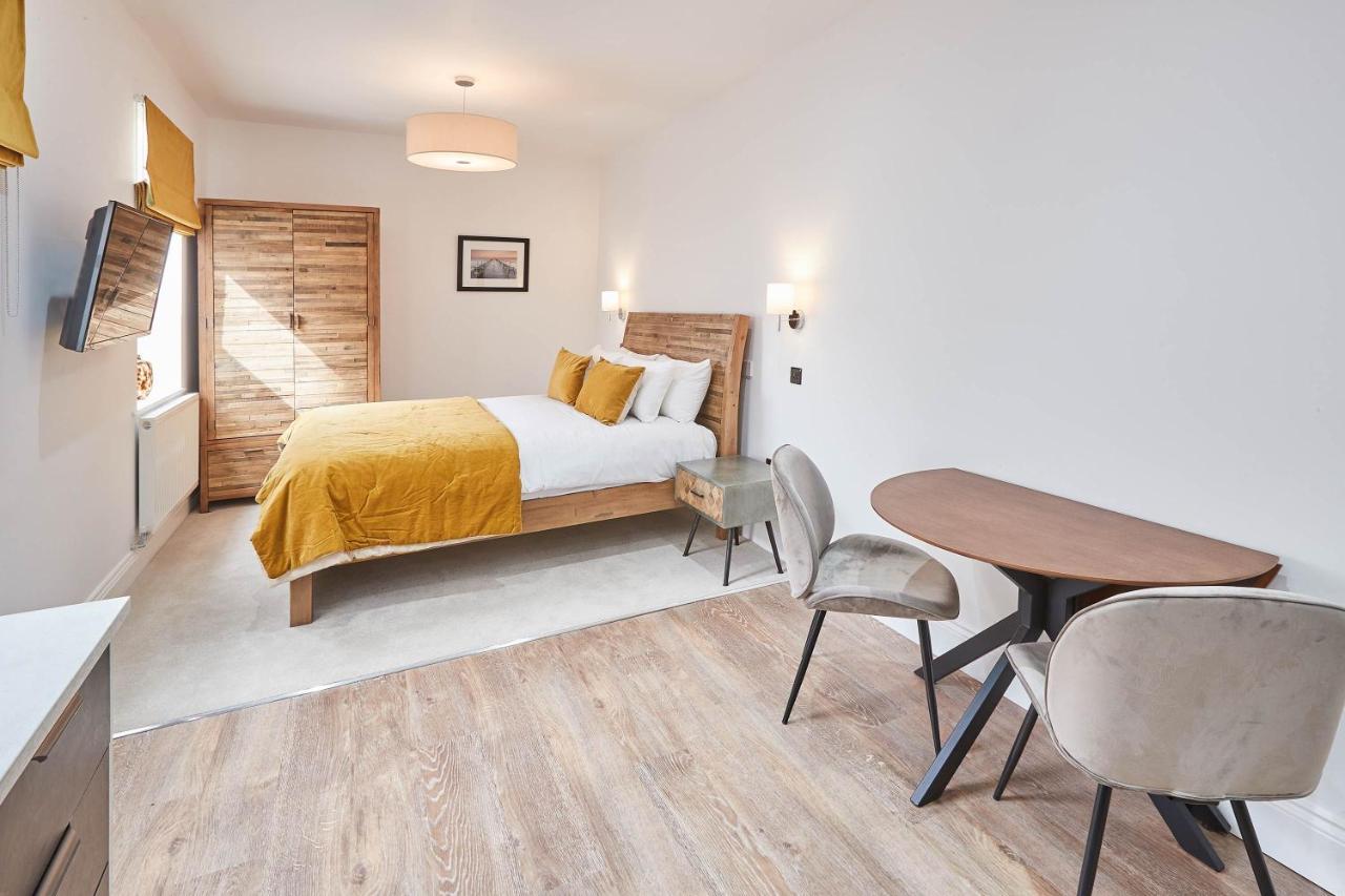 Host & - Pods Apartment Saltburn-by-the-Sea