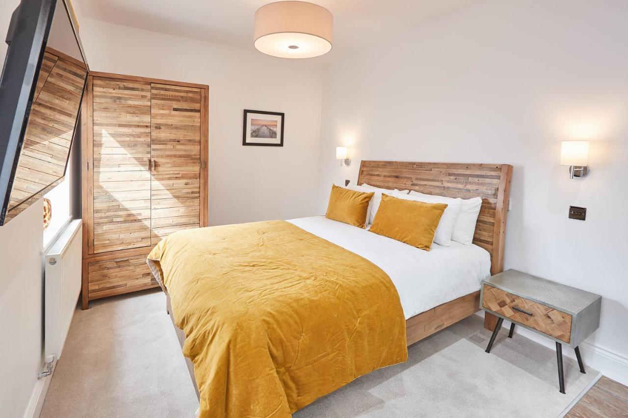Host & - Pods Apartment Saltburn-by-the-Sea